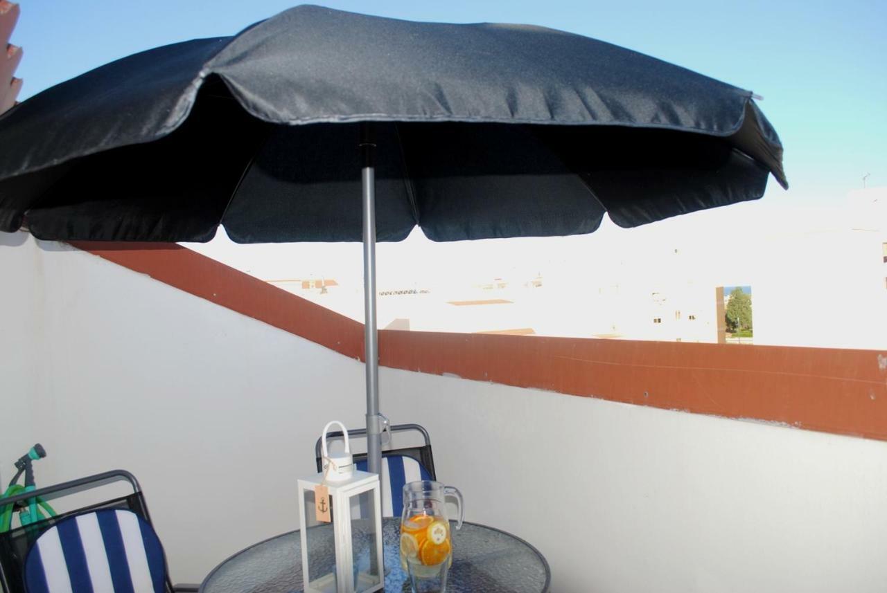 Chillout Grau De Gandia- Attico Para 6 Personas Invitamos Familias Y Jovenes, Dos Banos Buitenkant foto