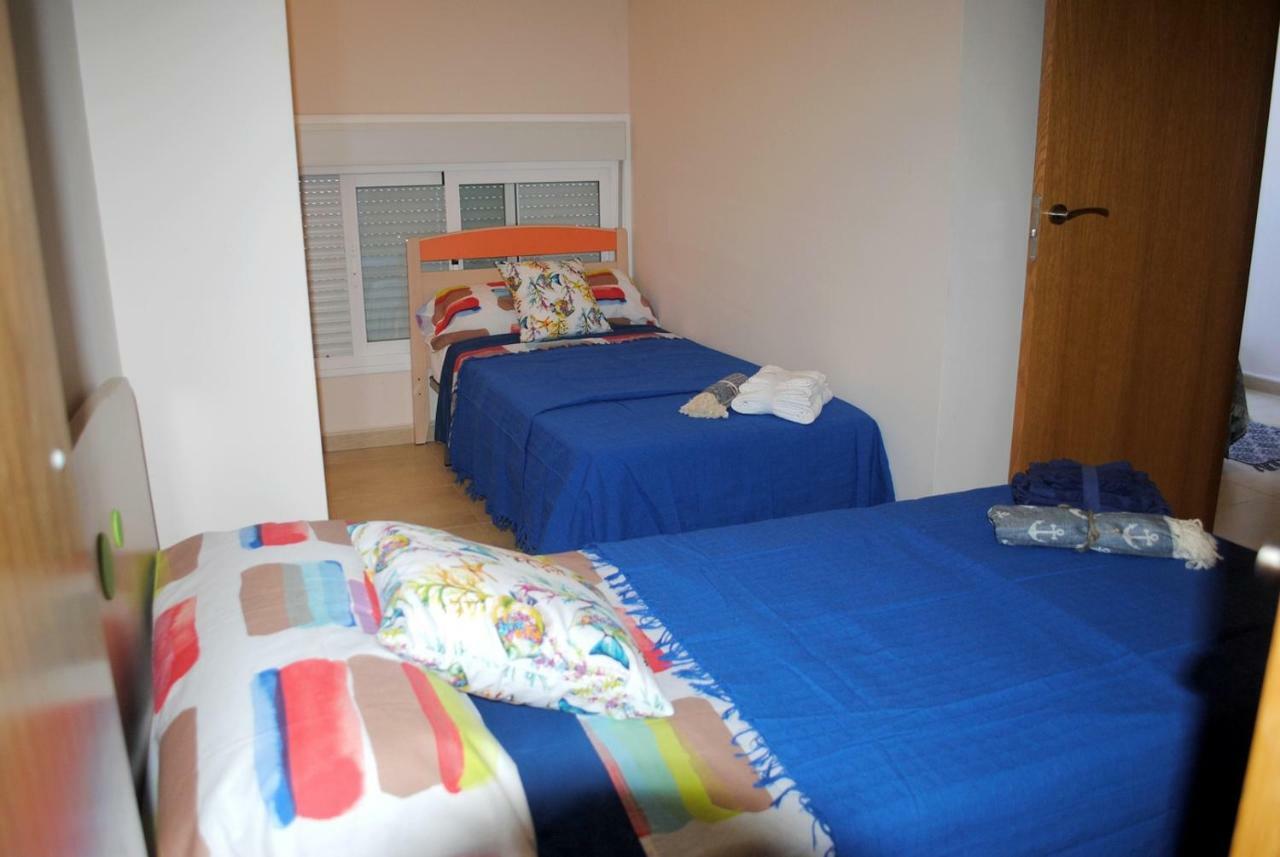 Chillout Grau De Gandia- Attico Para 6 Personas Invitamos Familias Y Jovenes, Dos Banos Buitenkant foto