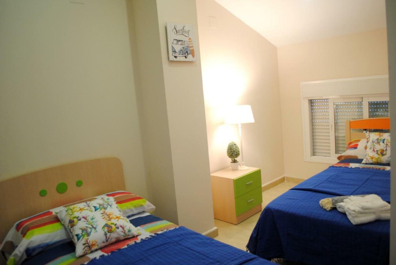 Chillout Grau De Gandia- Attico Para 6 Personas Invitamos Familias Y Jovenes, Dos Banos Buitenkant foto