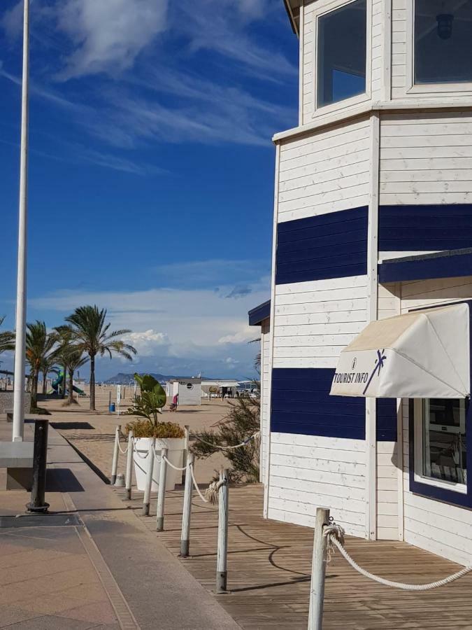 Chillout Grau De Gandia- Attico Para 6 Personas Invitamos Familias Y Jovenes, Dos Banos Buitenkant foto