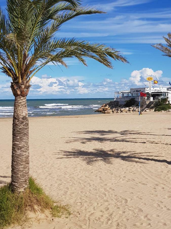 Chillout Grau De Gandia- Attico Para 6 Personas Invitamos Familias Y Jovenes, Dos Banos Buitenkant foto